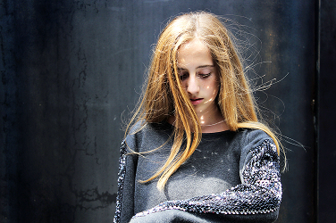 Gallery image for /arthur/images/anna-glitter.png