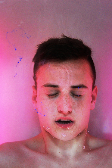 Gallery image for /arthur/images/naut-water.png